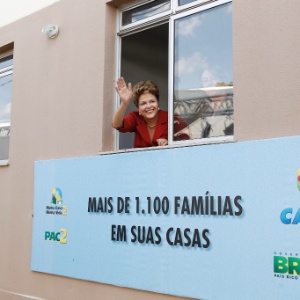 Dilma comparece à cerimônia de entrega de 1.160 unidades habitacionais do programa Minha Casa Minha Vida, na cidade de Betim, em Minas Gerais - Roberto Stuckert Filho/PR