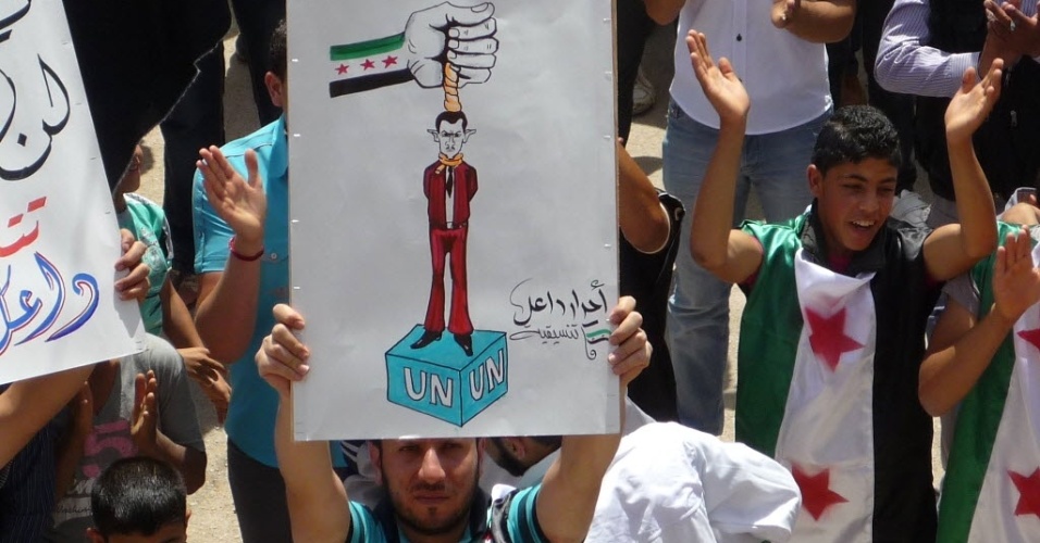 12.mai.2012-Foto de protesto realizado no dia 11 na Síria, divulgada no dia 12