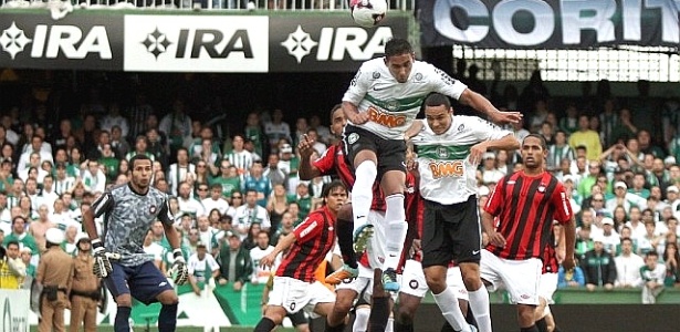 Clássico entre Atlético-PR e Coritiba marcou as quatro últimas finais do Estadual, e pode ocorrer novamente - Divulgação/Coritiba