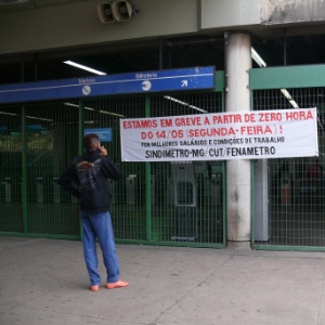 Metroviários de Belo Horizonte entraram no 2º dia de greve nesta terça-feira - Rayder Bragon/UOL