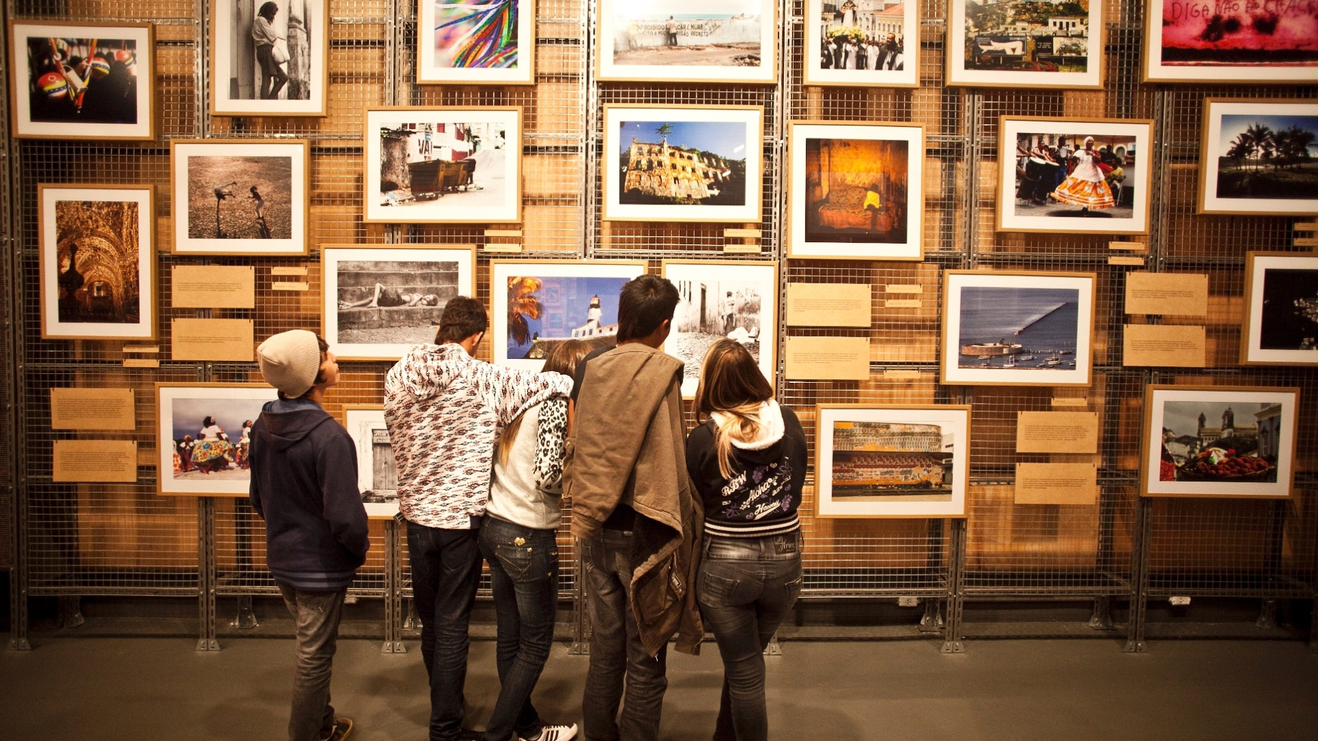 "Jorge Amado e Universal" reúne imagens não só da carreira de Jorge Amado, como da própria Bahia, estado onde o autor nasceu  - Lucas Lima/UOL