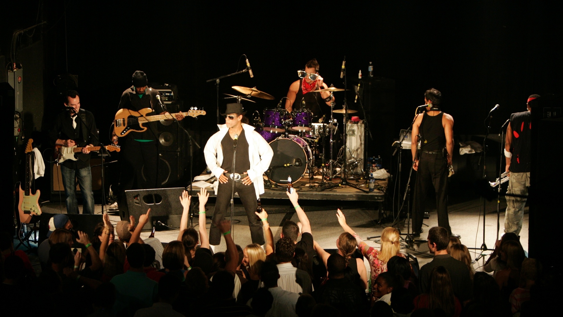 Elenco apresenta espetáculo "Who's Bad" com repertório que passa por toda a carreira do cantor Michael Jackson - Divulgação