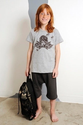 Camiseta com estampa de Jimmy Hendrix; R$ 44, da Balangandã, na feira Baby Bum (11 4329-7975) - Divulgação