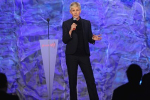 Ellen DeGeneres no GLAAD Media Awards, em Los Angeles (21/4/12) - Reuters
