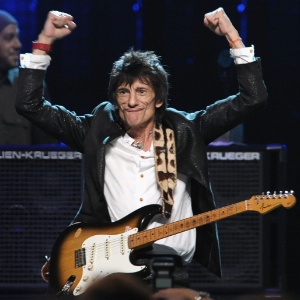 Guitarrista Ronnie Wood dá pistas sobre novos shows do Rolling Stones