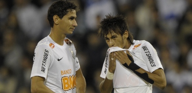 Muricy aposta em folga dada a Neymar e Ganso para eles reagirem contra o Vélez - Juan Mabromata/AFP