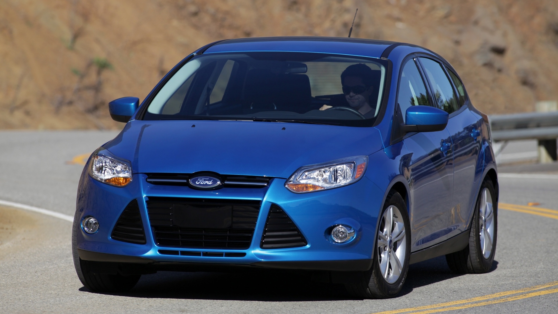 Novo Focus é portador da segunda fase do estilo Kinetic, radicalizando uso de formas que pregam movimento - Divulgação