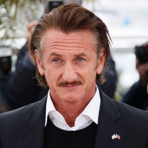 O ator Sean Penn na apresentação do filme "Haiti : Carnaval em Cannes" no Festival de Cannes (18/5/12) - REUTERS/Yves Herman