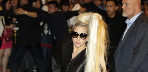 Lady Gaga cancela show em Jacarta devido a ameaças dos fundamentalistas