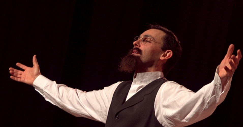 Ivo Müller apresenta a peça "Cartas a Um Jovem Poeta" - Centro Cultural Osório Falleiros da Rocha - Cine Barretos - Mário Menezes