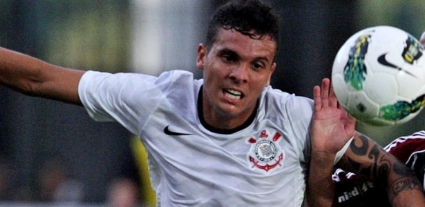 Lateral Ramon não tem tido espaço no Corinthians e irá se transferir para o Flamengo - Photocamera