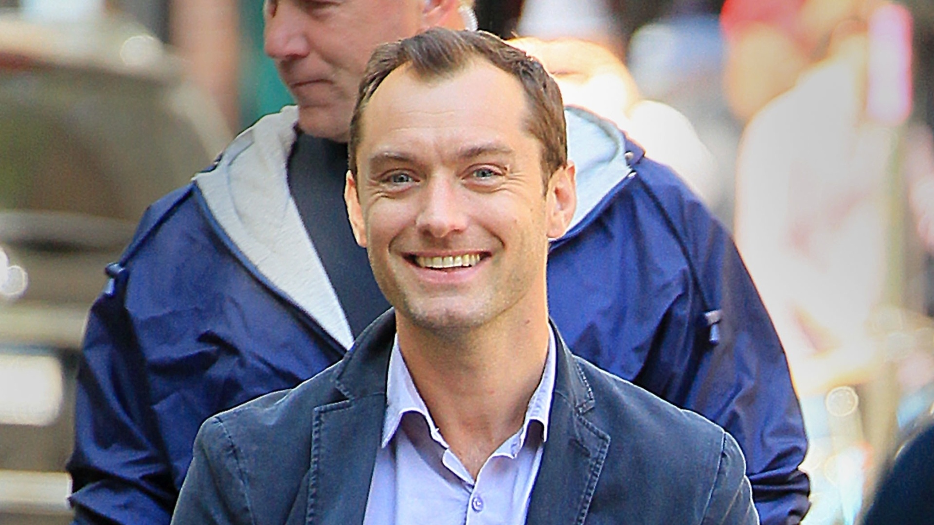 Jude Law  em cena do filme "The Bitter Pill" (19/5/12) - Brainpix