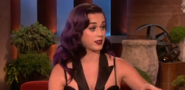 A cantora Katy Perry em entrevista ao programa "The Ellen DeGeneres Show" (22/5/12)