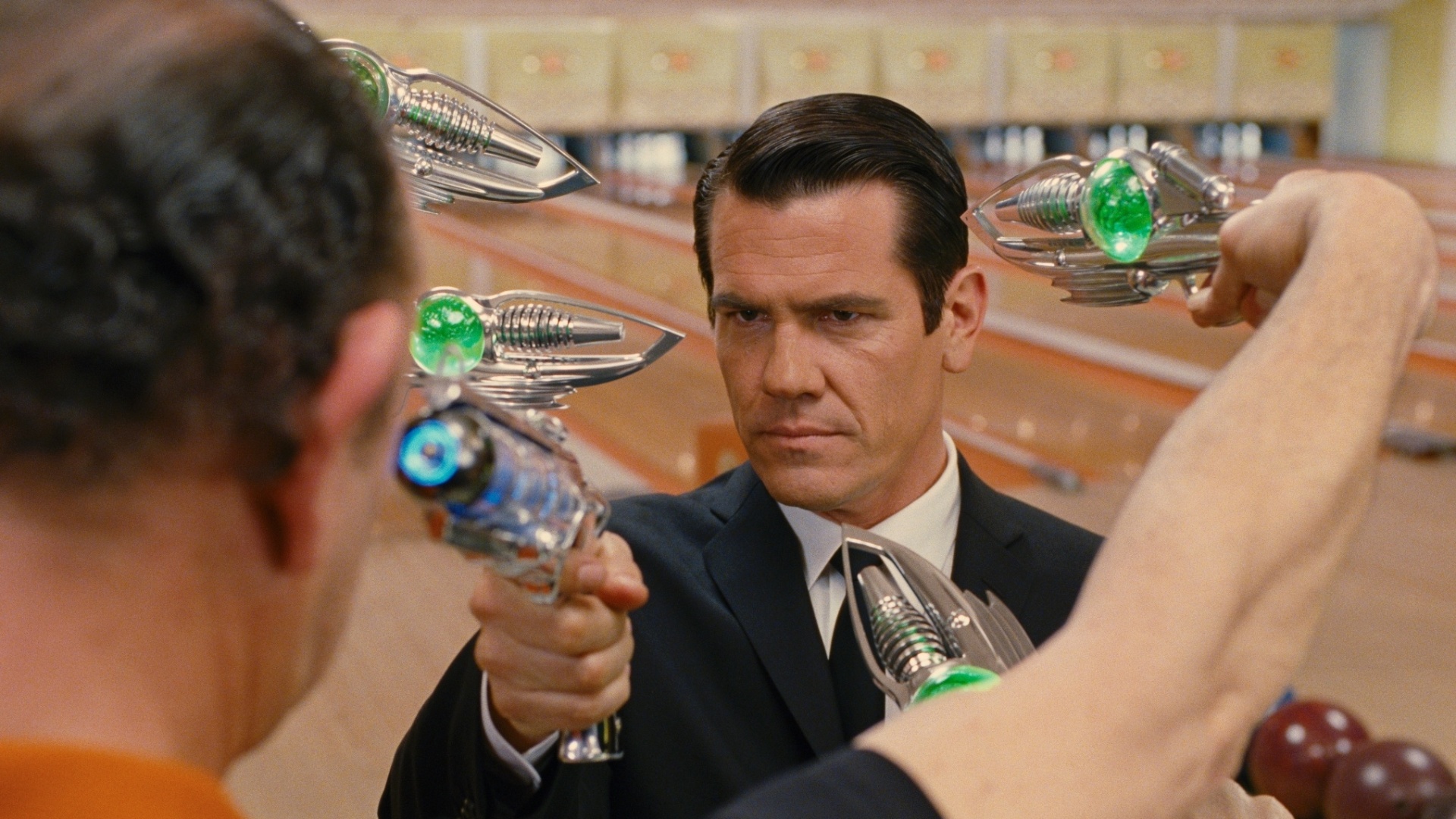 Josh Brolin em cena do filme "Homens de Preto 3" - Divulgação