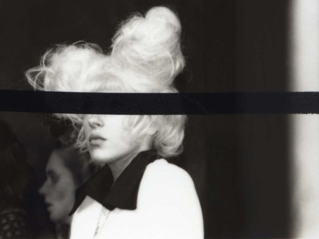 "Out of Focus" fica em cartaz na Saatchi Gallery, em Londres, até o dia 22 de julho. © Adam Broomberg & Oliver Chanarin (2010)  - Adam Broomberg & Oliver Chanarin