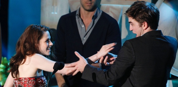Robert Pattinson e Kristen Stewart se reconciliaram segundo tabloide inglês