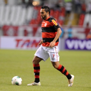Ibson, que estava no Santos, retornou ao Flamengo e quer a vitória domingo, às 16h, no Engenhão - Alexandre Vidal/FotoBR
