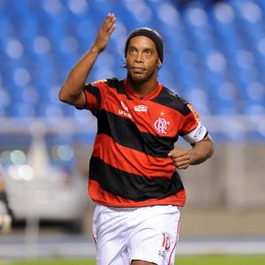 Ronaldinho foi vaiado em jogo do Flamengo quando enfrentava questionamentos sobre sua dedicação - Alexandre Vidal/FotoBR