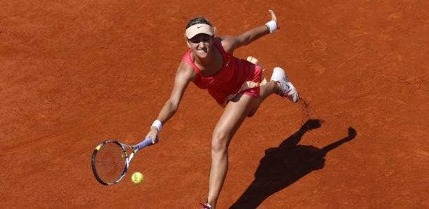 Victoria Azarenka encontrou dificuldades na partida contra a italiana Alberta Brianti - AFP PHOTO / THOMAS COEX