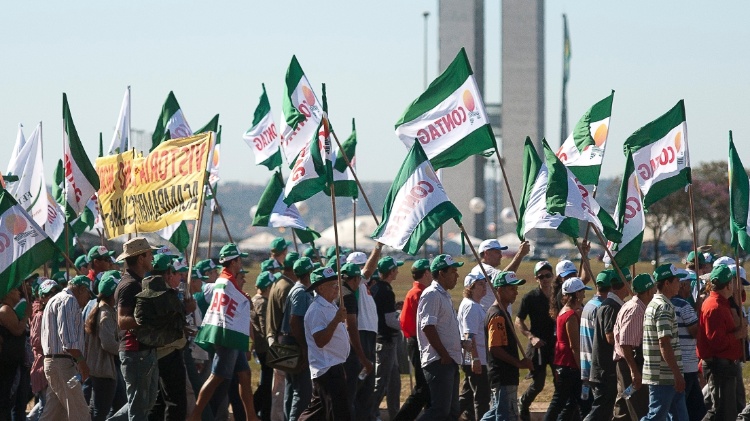 Arquivo - Trabalhadores rurais da Contag protestam em Brasília. Entidade é uma das investigadas pela Polícia Federal Arquivo - Trabalhadores rurais da Contag protestam em Brasília. Entidade é uma das investigadas pela Polícia Federal