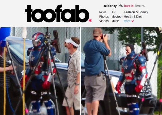 James Badge Dale é visto com a armadura do Patriota de Ferro no set de "Homem de Ferro 3" (30/5/12) - Reprodução