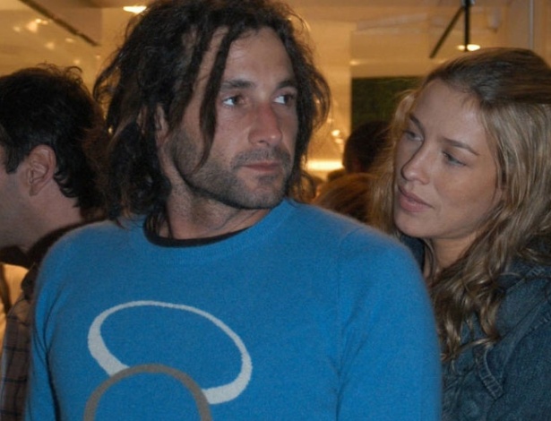 E Rico Mansur... - Folhapress