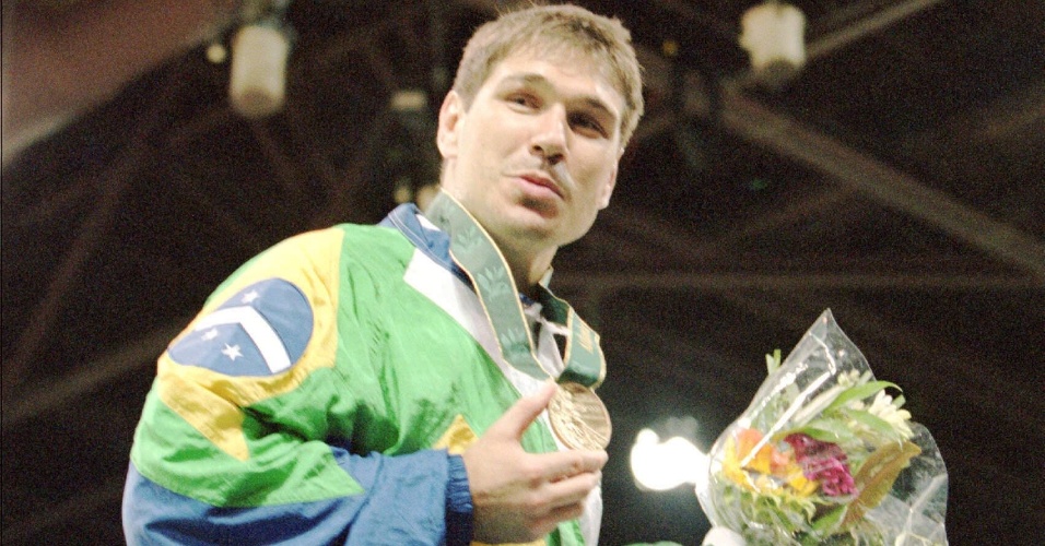 Judoca Aurélio Miguel conquista a medalha de bronze nos Jogos Olímpicos de Atlanta-1996
