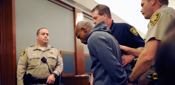 Pugilista Floyd Maywether Jr. se entrega para cumprir pena de 3 meses de prisão - David Becker/Getty Images