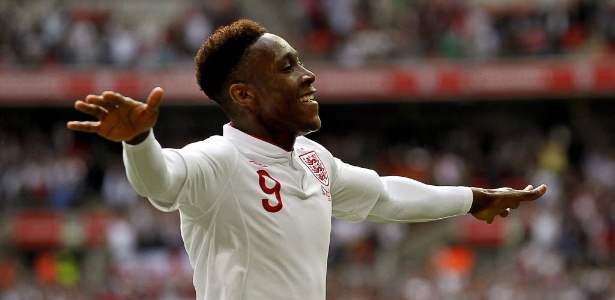 Welbeck comemora seu gol, o da vitória da Inglaterra diante da Bélgica - EFE/Kerim Okten