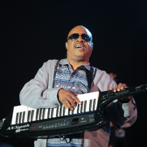 O cantor norte-americano Stevie Wonder canta no Rock in Rio Lisboa (2/6/12)