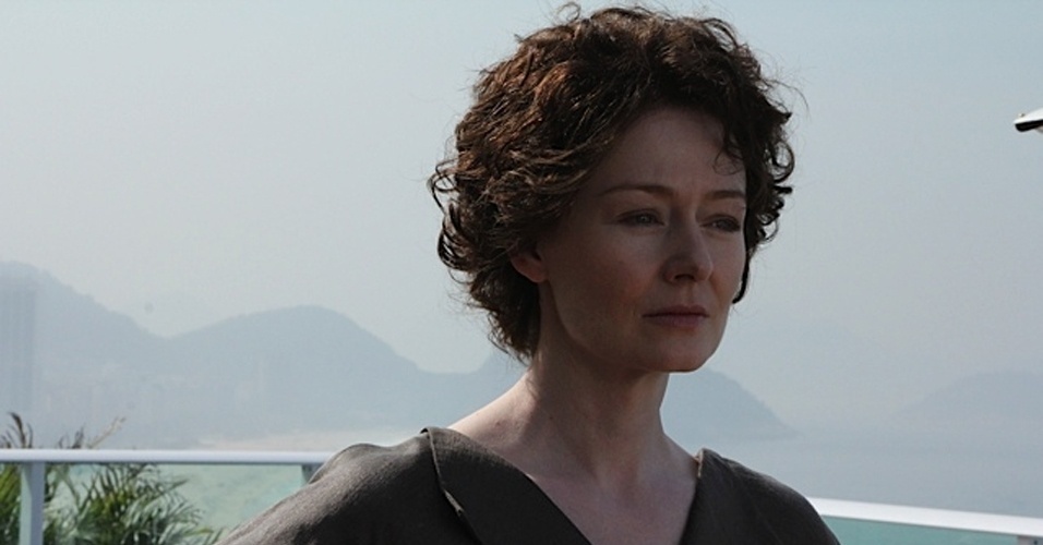 A atriz Miranda Otto caracterizada como a poetisa Elizabeth Bishop para longa "Flores Raras", de Bruno Barreto (4/6/12) - Lisa Graham