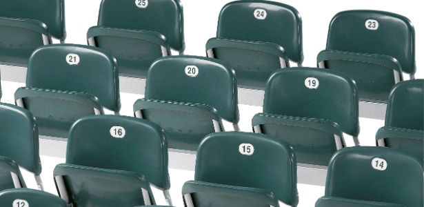 Assentos da Flexform, que concorre para fornecer equipamento para todos os estádios da Copa 