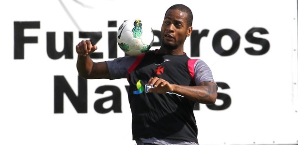 Dedé diz que o Vasco precisa vencer as duas próximas partidas em casa pela liderança - Marcelo Sadio/ site oficial do Vasco