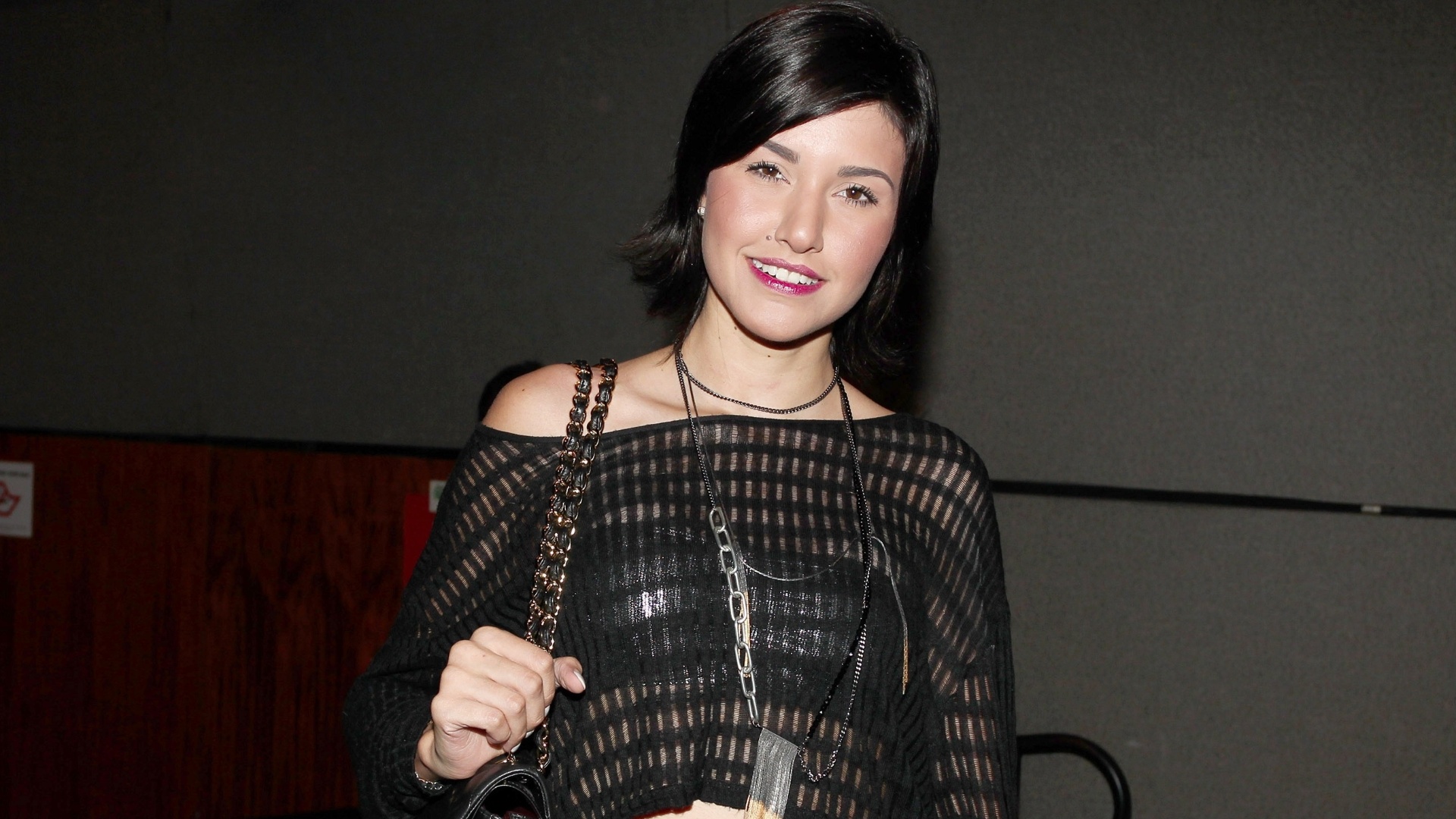 Ex-BBB Tessália na estreia do monólogo "A Velha", no Teatro Abril em São Paulo (4/6/12) - Foto Rio News