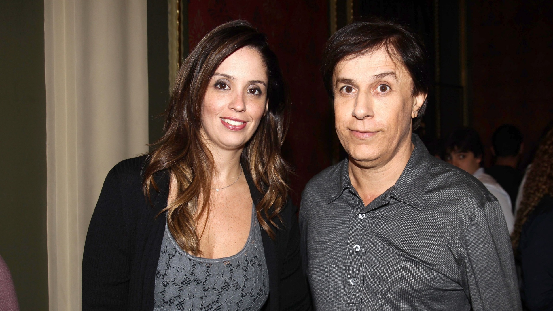 Tom Cavalcante e a mulher Patrícia na estreia do monólogo "A Velha", no Teatro Abril em São Paulo (4/6/12) - Foto Rio News