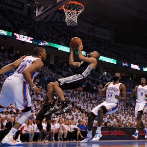 Parker em ação pelo San Antonio Spurs, na final da Conferência Oeste da NBA, em junho