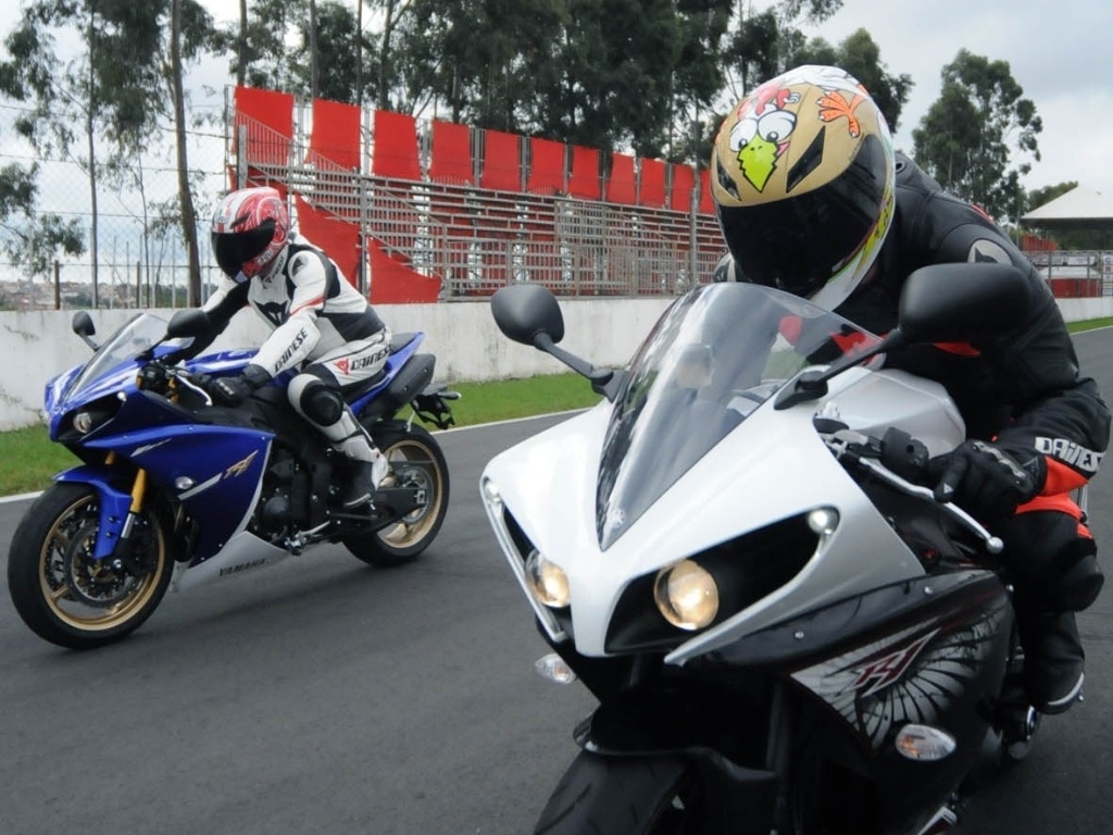 Superesportiva de 1.000 cc da Yamaha continua com 182 cv de potência máxima - Maurício Maranhão/Infomoto