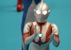 Blog: Ultraman anima torcida japonesa em jogo do Pré-Olímpico de Vôlei 