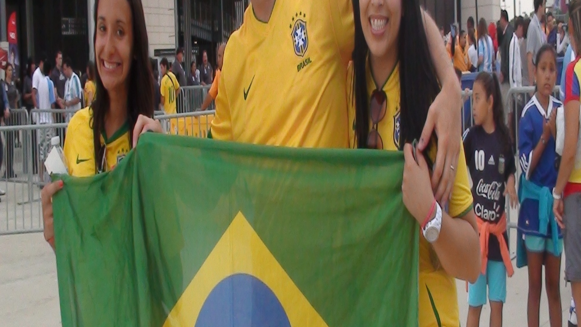 Torcedores da seleção na entrada do MetLife stadium - Bruno Thadeu/UOL