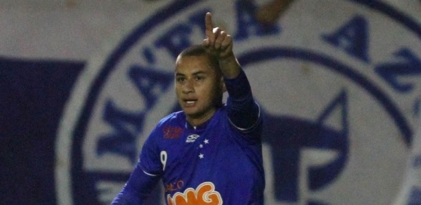 Cruzeiro já jogou no Melão neste Brasileiro e jogará ali pelo menos mais três vezes - CÉLIO MESSIAS/AE/AE