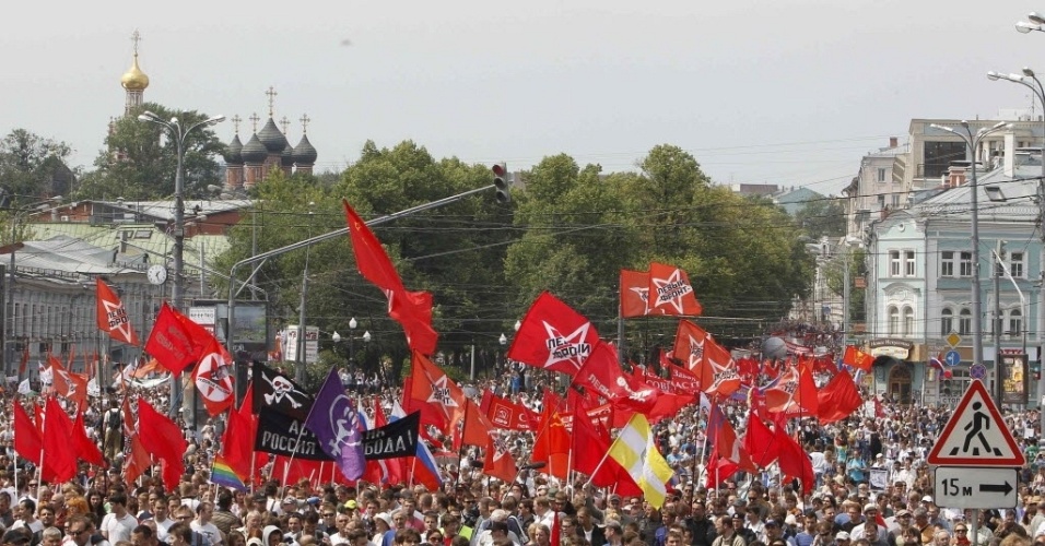 Mais de 10.000 manifestantes contra Putin em Moscou