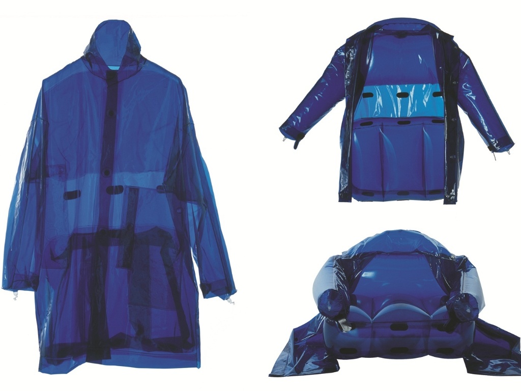 A jaqueta que se transforma  em uma poltrona inflável é assinada por Moreno Ferrari. Desenhada em 2001, a "Transformabili" é feita de poliuretano, náilon, e PVC - Divulgação