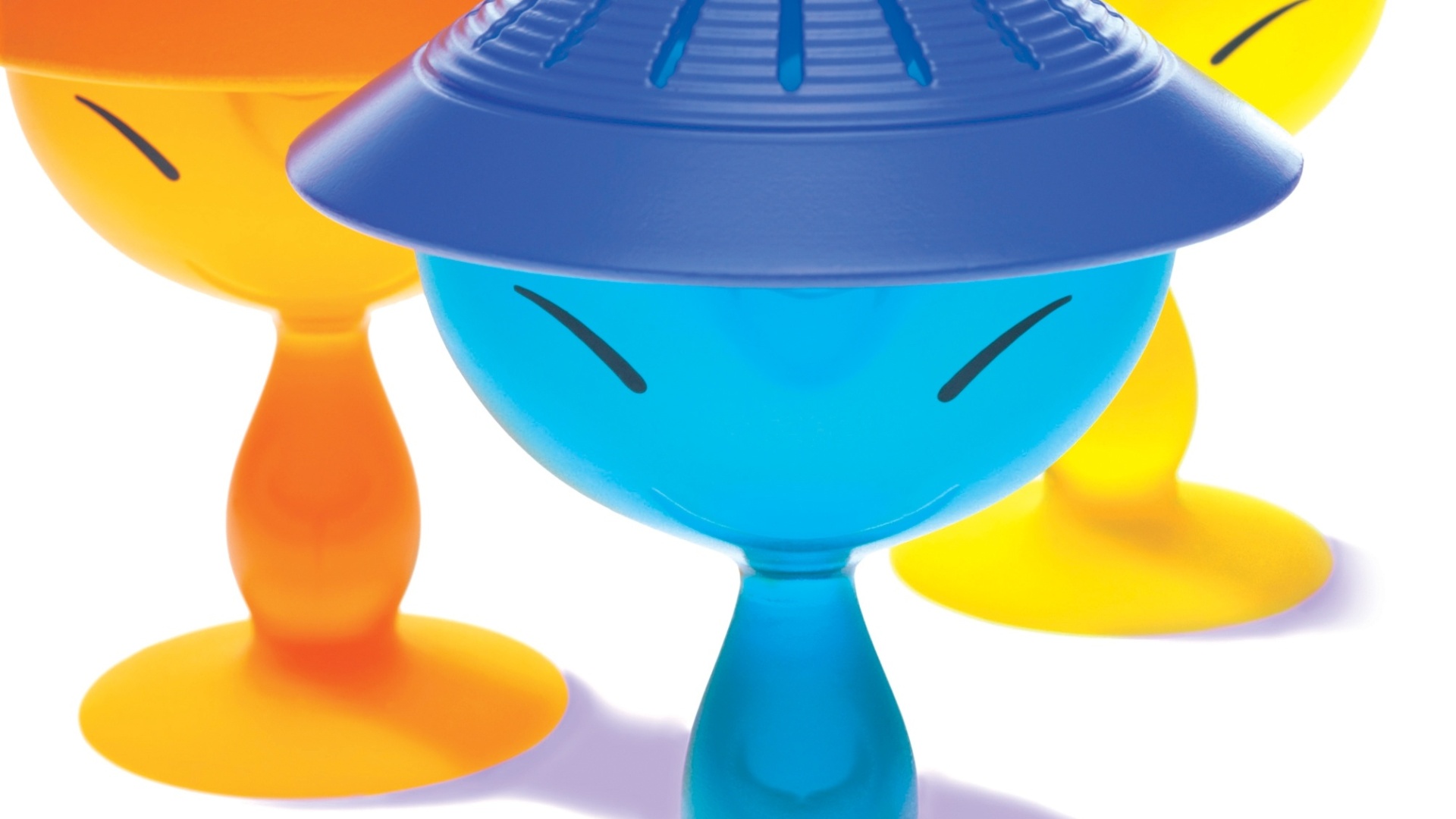 Stefano Giannoni é um dos colaboradores da Alessi conhecido pelas criações bem-humoradas. O espremedor de frutas "Mandarin" está disponível em cores diversas - Divulgação