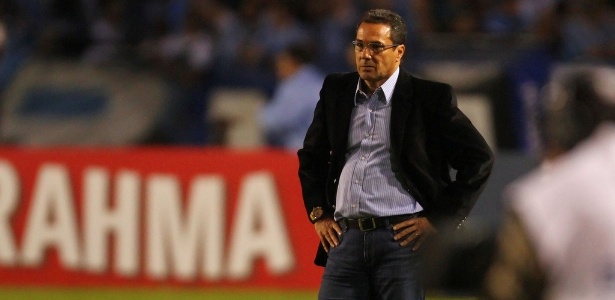 Vanderlei Luxemburgo acredita que não é necessário preocupação com a fase ruim - Lucas Uebel/Divulgação Grêmio