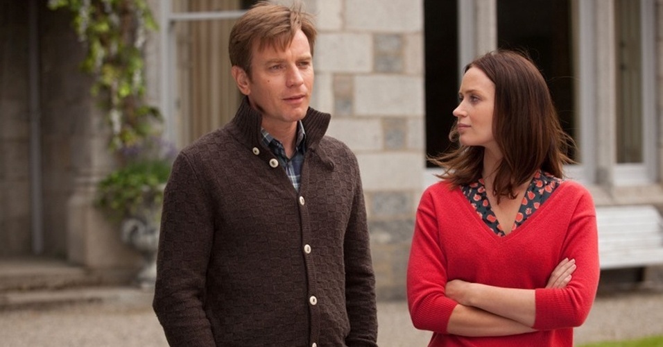 Ewan McGregor e Emily Blunt em cena do filme "Amor Impossível", de Lasse Hallström - Divulgação