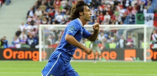 Itália, de Pirlo, precisa vencer a Irlanda e torcer para Espanha e Croácia ter vencedor
