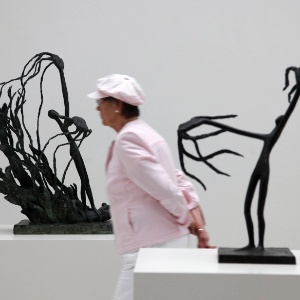 Obras expostas na 13ª edição da Documenta de Kassel (Alemanha), mostra de arte que acontece a cada cinco anos desde 1995 e espera receber até um milhão de visitantes - REUTERS/Ralph Orlowski 
