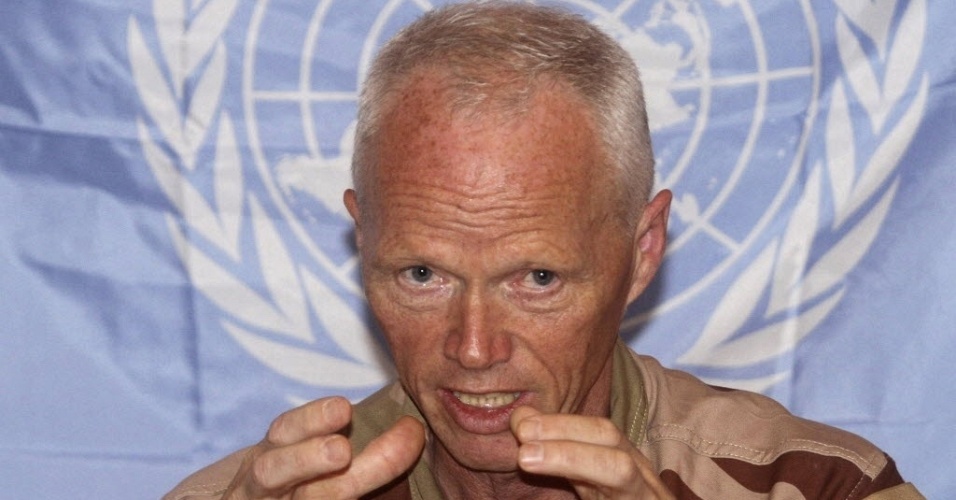15.jun.2012 - Major-general Robert Mood, chefe da Missão de Supervisão da ONU na Síria