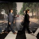 Na versão do Madame Tussauds, Paul McCartney é retratado com chinelos. Na foto original, o beatle aparece descalço - ACE Pictures / Brainpix