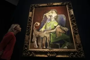 Obra inédita do pintor Pablo Picasso, "Femme Au Chien", está exposta para venda em Londres (15/6/12). O quadro está estimado entre 9 e 13 milhões de euros - AP Photo/Lefteris Pitarakis